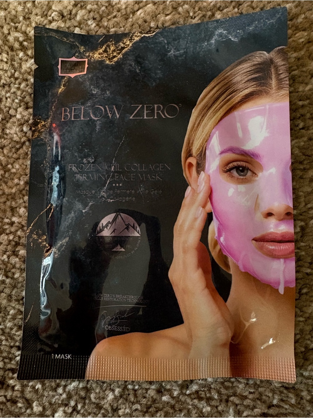 Below Zero Frozen Gel Collagen Face Mask — Pink